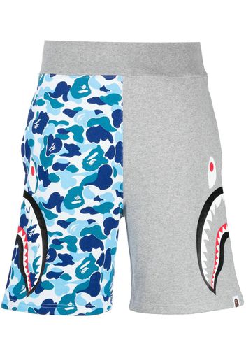 A BATHING APE® ABC Camo Side Shark cotton shorts - Grigio