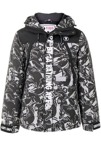 camouflage print hooded padded jacket