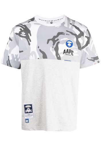 AAPE BY *A BATHING APE® camouflage-print panelled T-Shirt - Grigio