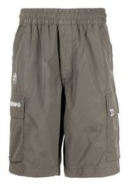 AAPE BY *A BATHING APE® logo-appliqué cargo shorts - Verde