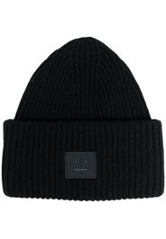 Face patch ribbed beanie