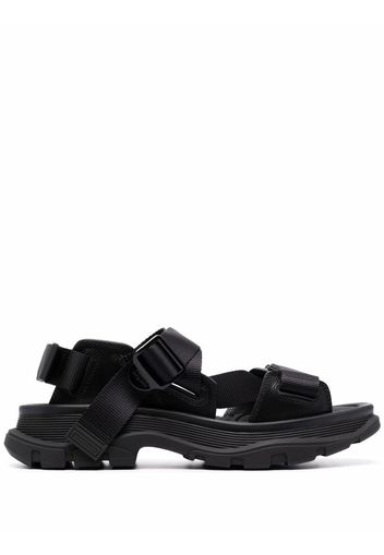 Alexander McQueen Tread flat sandals - Nero