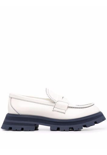 Alexander McQueen Wander chunky lug loafers - Bianco