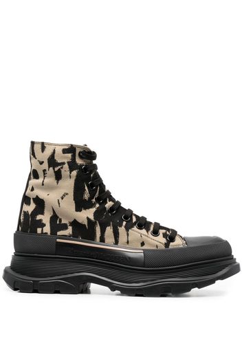 Alexander McQueen all-over graphic-print boots - Marrone