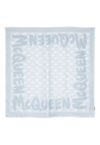 Alexander McQueen graphic-print silk scarf - Blu