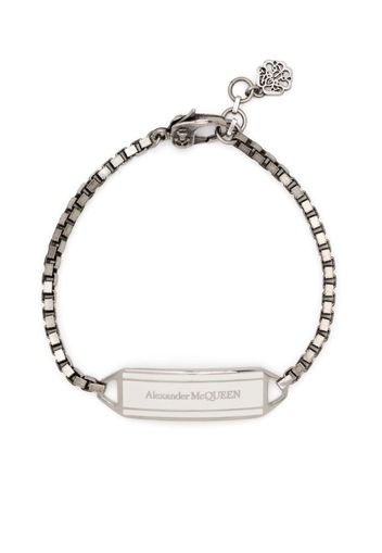 Alexander McQueen logo-plaque polished-finish bracelet - Argento