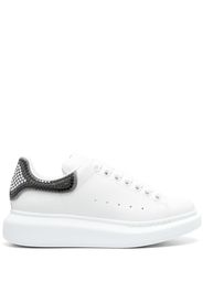 Alexander McQueen stud-detailing leather sneakers - Bianco
