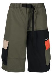 AMBUSH colour-block cargo shorts - Verde