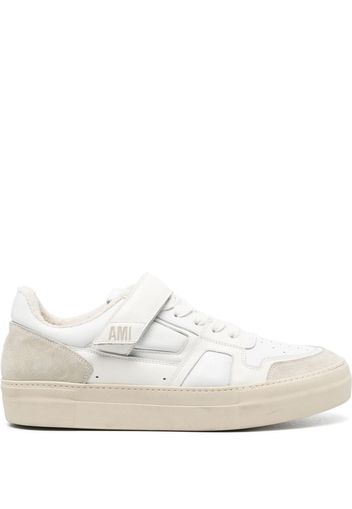 AMI Paris Sneakers Ami De Coeur - Bianco