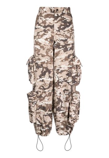 AMIRI camouflage-pattern cotton cargo pants - Toni neutri