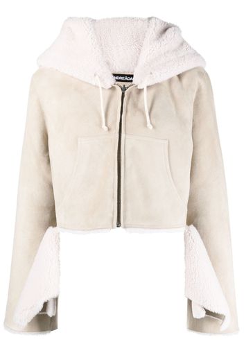 ANDREĀDAMO shearling cropped hooded jacket - Toni neutri