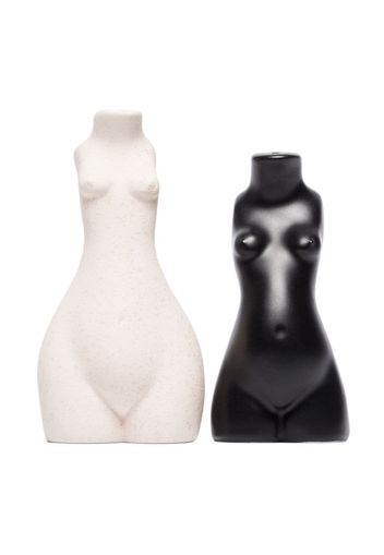 black and white Tit for Tat salt and pepper shakers