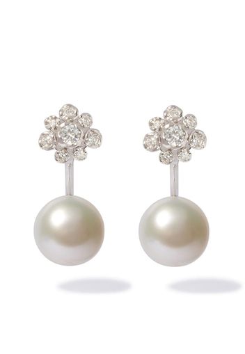 18kt white gold Marguerite diamond pearl earrings