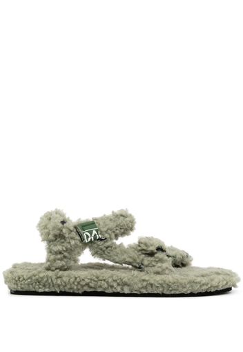 Arizona Love Sandali Trekky in finta pelliccia - Verde