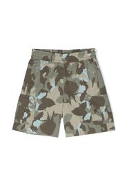 Aspesi Kids camouflage-print multi-pocket shorts - Verde