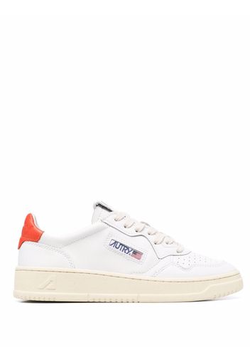 Autry logo-patch lace-up sneakers - Bianco