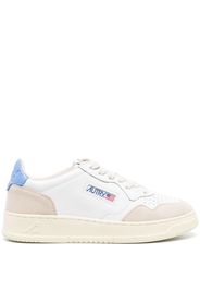 Autry logo-patch low-top sneakers - Bianco