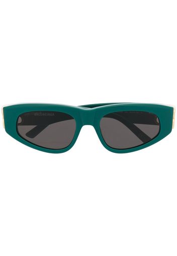 Balenciaga Eyewear logo-plaque cat-eye sunglasses - Verde