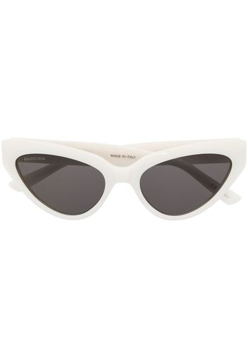 Balenciaga Eyewear logo-plaque cat-eye sunglasses - Bianco