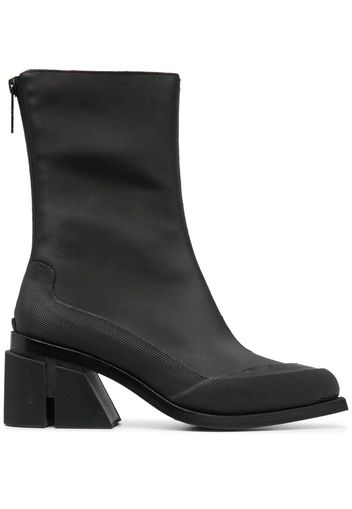 Both pointed-toe boots - Nero