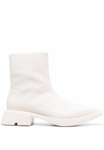 Both square-toe leather boots - Bianco