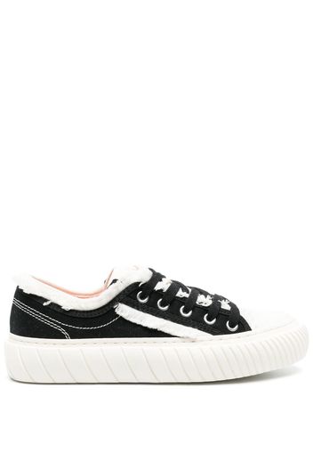 Both frayed-detail low-top sneakers - Bianco