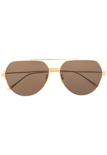 Occhiali da sole modello aviator