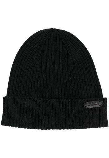 Brioni logo-patch ribbed-knit beanie - Nero