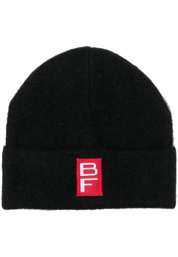 BY FAR logo patch beanie - Nero