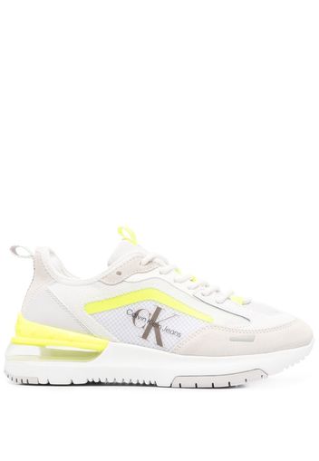 Calvin Klein Jeans logo-print panelled sneakers - Bianco