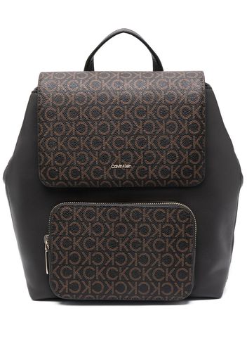 Calvin Klein Must logo-print backpack - Marrone