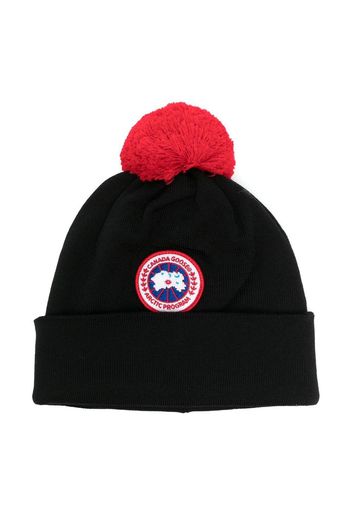 Canada Goose Kids logo-patch pompom beanie - Nero