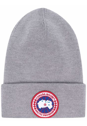 Canada Goose Arctic Disc ribbed-knit beanie - Grigio