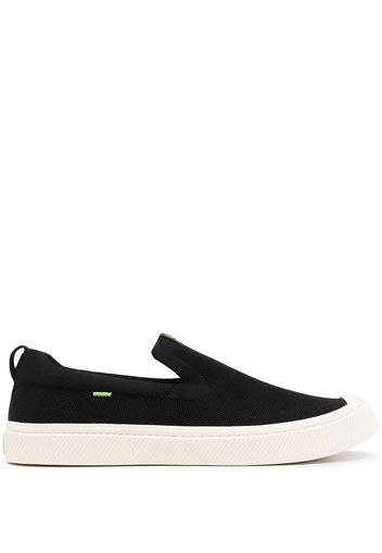 Cariuma Ugg Sneakers con logo - Nero