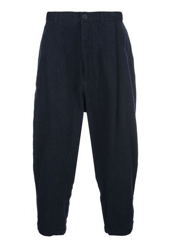 Pantaloni crop con cavallo basso