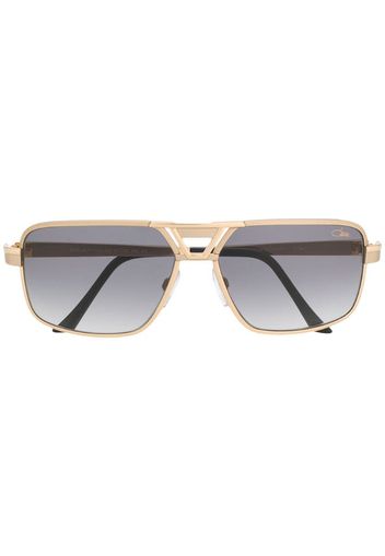 Occhiali da sole modello aviator