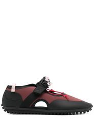 Cecilie Bahnsen Sneakers Sara con cut-out - Rosso