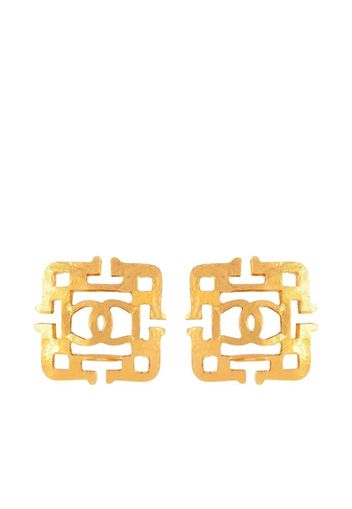 Chanel Pre-Owned 1989 gold-plated clip-on earrings - Oro