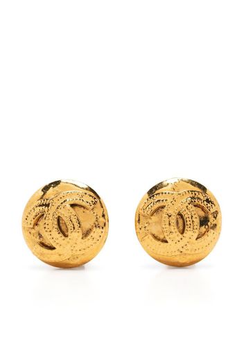 Chanel Pre-Owned 1994 CC button earrings - Oro