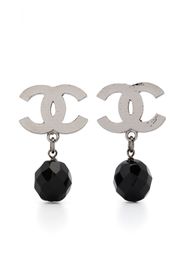 CHANEL Pre-Owned Orecchini a clip CC con perline 2010 - Argento