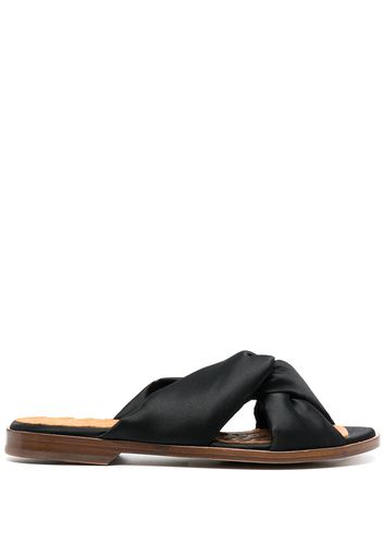 Chie Mihara Wamuzan sandals - Nero