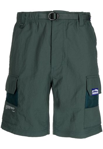 CHOCOOLATE belted-waist cargo shorts - Verde