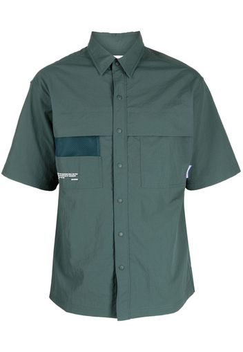 CHOCOOLATE logo-patch short-sleeve shirt - Verde