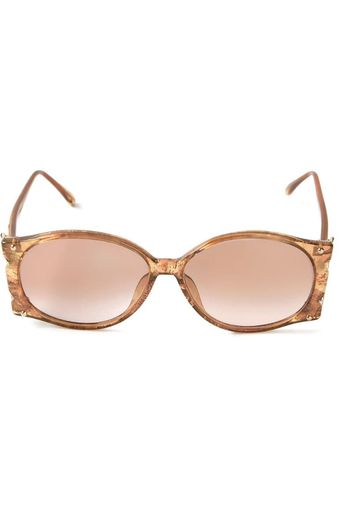 oval frames sunglasses