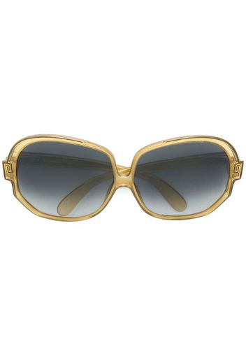 round framed tinted sunglasses