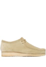 neutral Maple suede Wallabee lace-up shoes