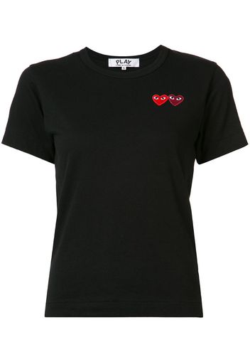 T-shirt con cuore ricamato