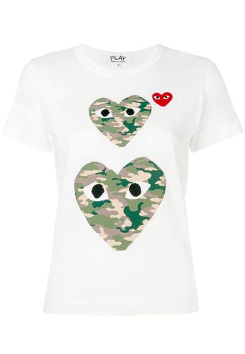 heart eyes T-shirt