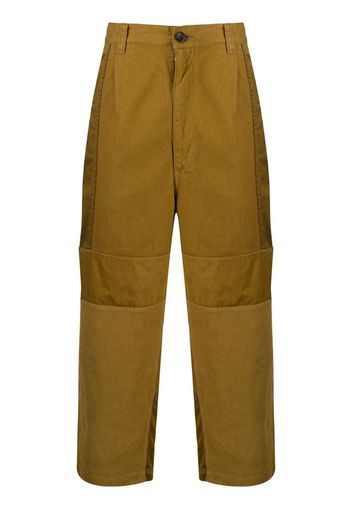 Pantaloni dritti