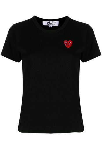 short-sleeved heart patch T-shirt